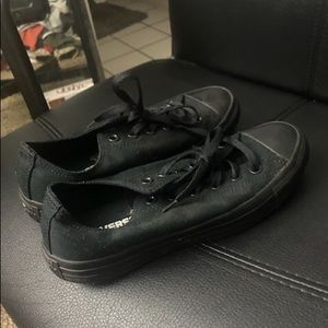 Black converse